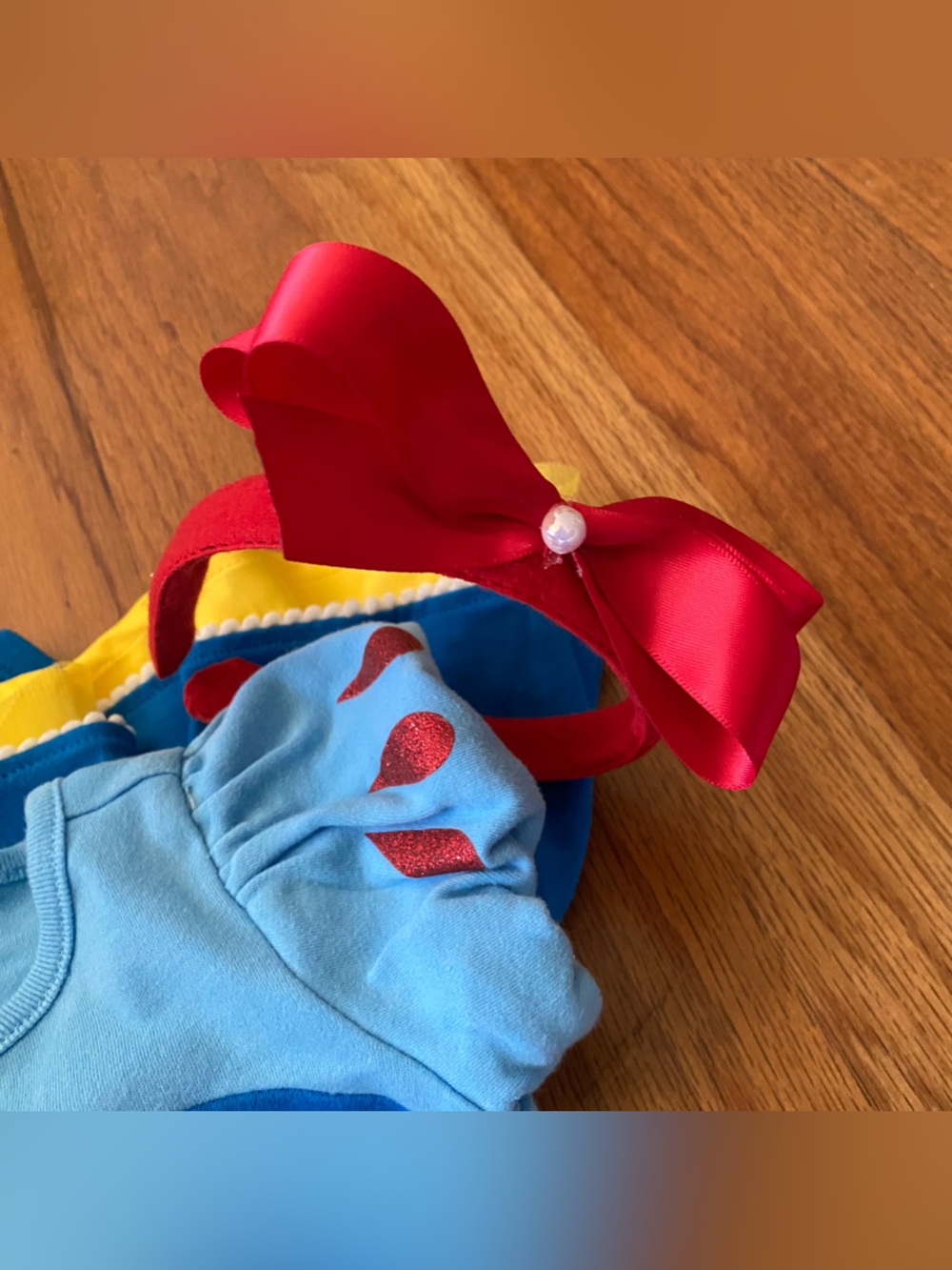 Disney Store Snow White Baby Costume With Headband - Picture 7 of 8